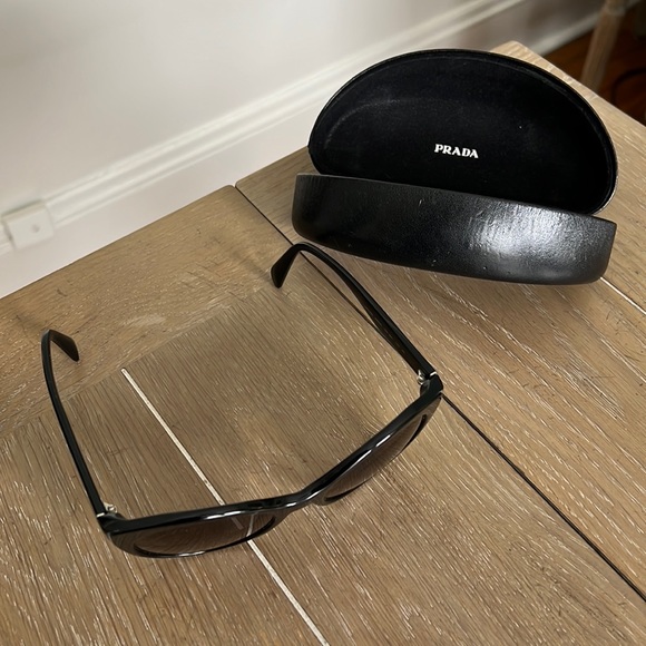 Authentic Prada SPR 230 black silver signature cat eye sunglasses W/box 56/20 - Picture 3 of 17